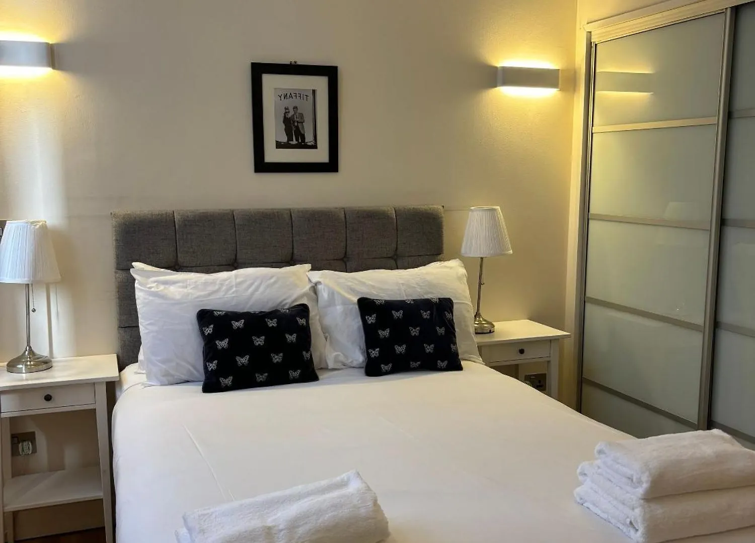 Extremely Central Quartermile Apartment Near To Castle And University Edinburg 0*,