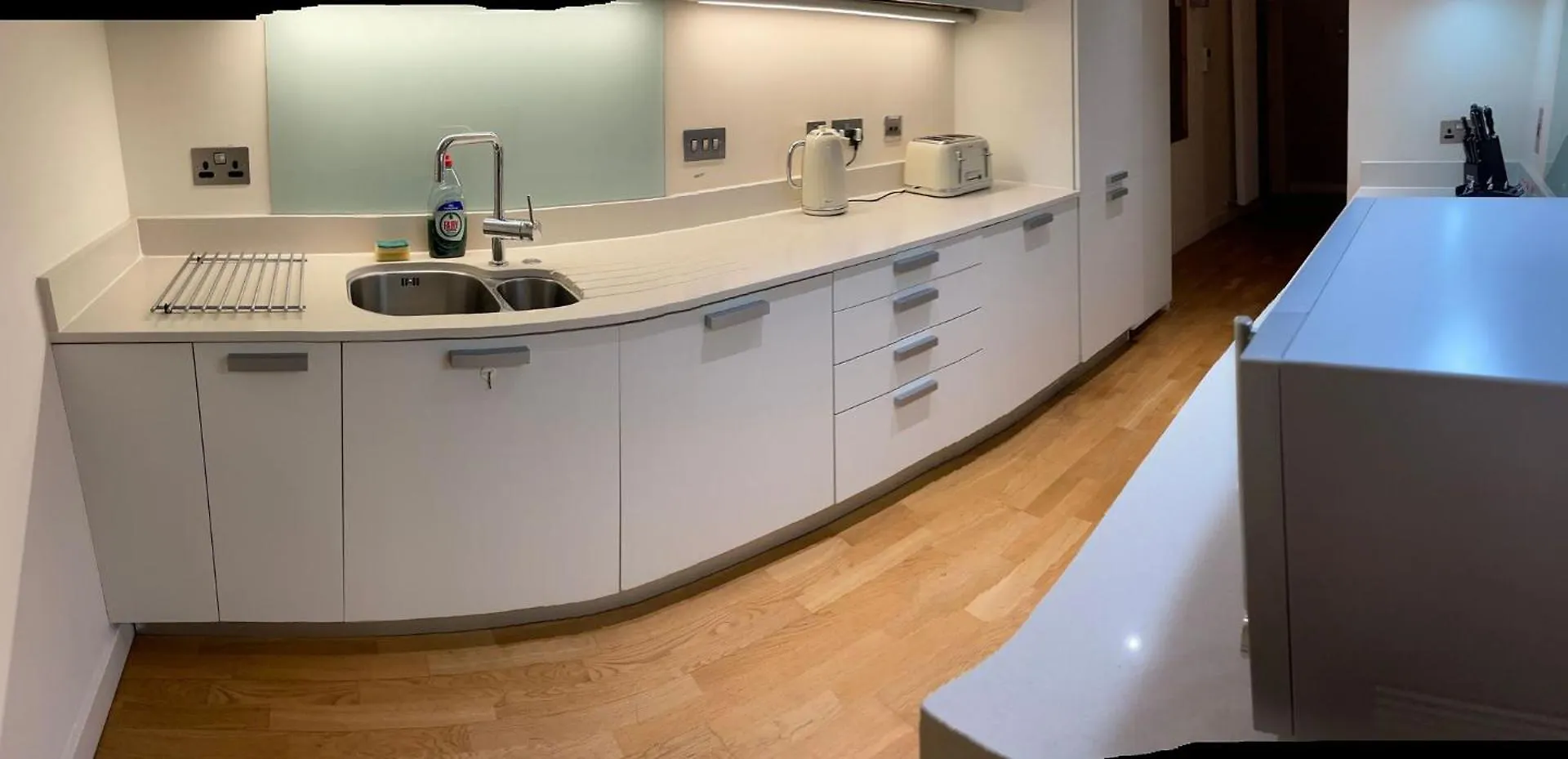 Extremely Central Quartermile Apartment Near To Castle And University Edinburg Storbritannien