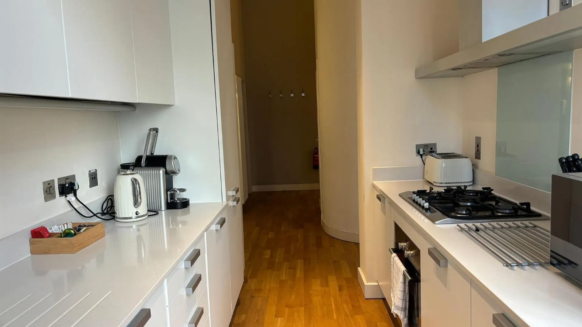 Extremely Central Quartermile Apartment Near To Castle And University Edinburgh